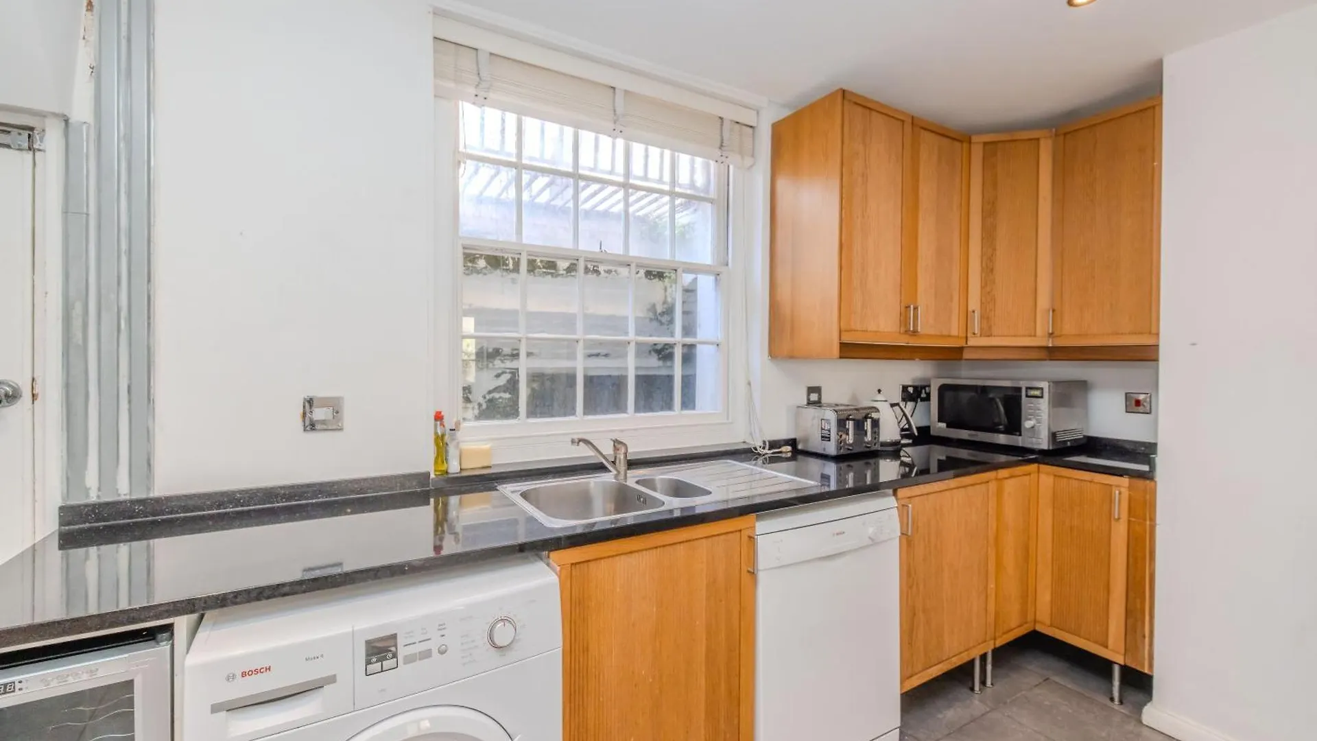 公寓 Brighton 5 Bed House With Private Patio Near Beach